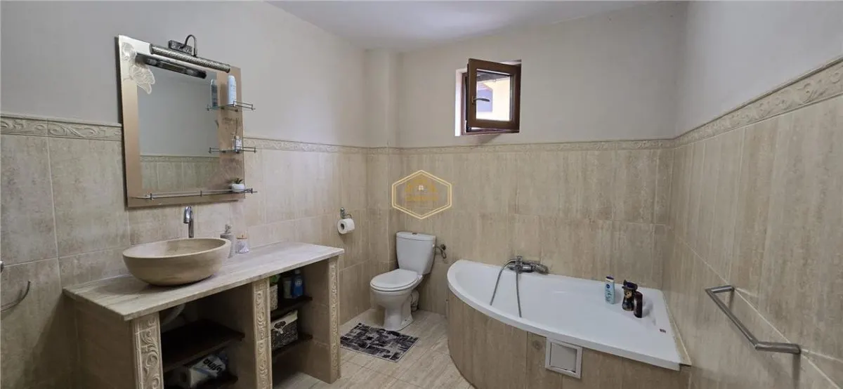 Casa complet mobilata si utilata cu 5 dormitoare | Localitatea Odoreu | Teren 859 mp - foto 22