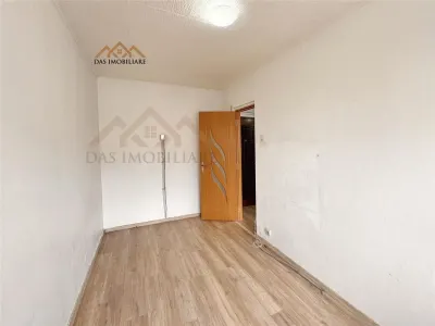 Garsoniera  etaj 3, str. Dragos Voda - foto 8