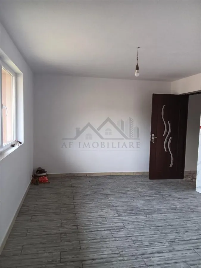 Tomesti  Vila P+E SU=236mp 5 dormitoare living doua bai garaj TEREN 1347mp amenajat - foto 11