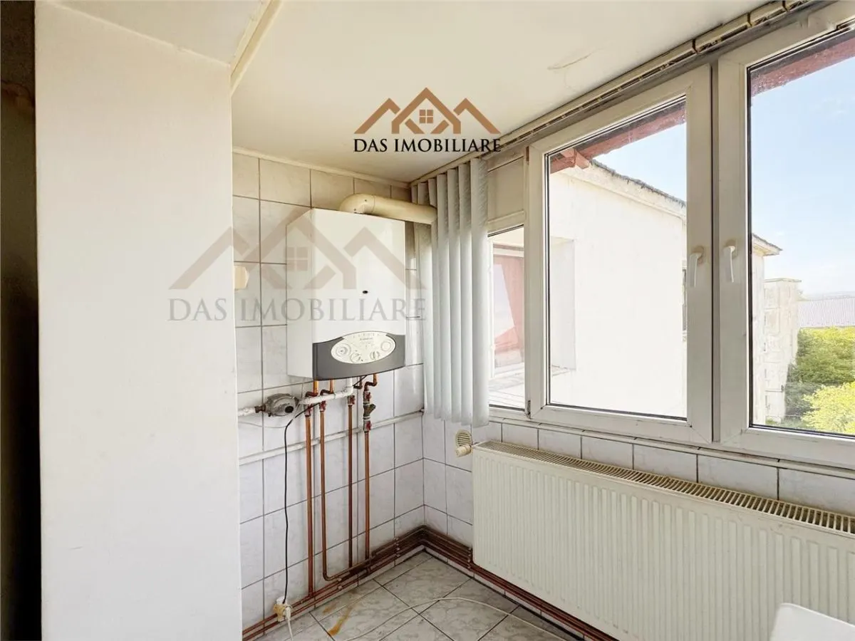 Dragos Voda, etaj 4, garsoniera decomandata - foto 7