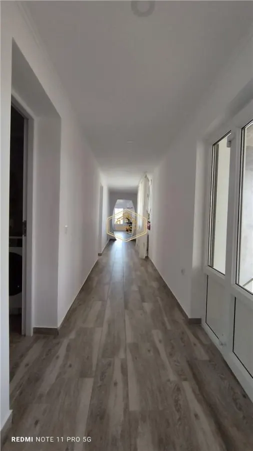 Casa cu 8 camere + anexe gospodaresti | Ciuperceni | Teren 4.760 mp - foto 11