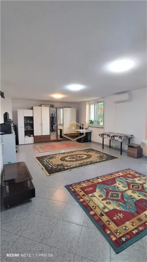 Casa cu 8 camere + anexe gospodaresti | Ciuperceni | Teren 4.760 mp - foto 12