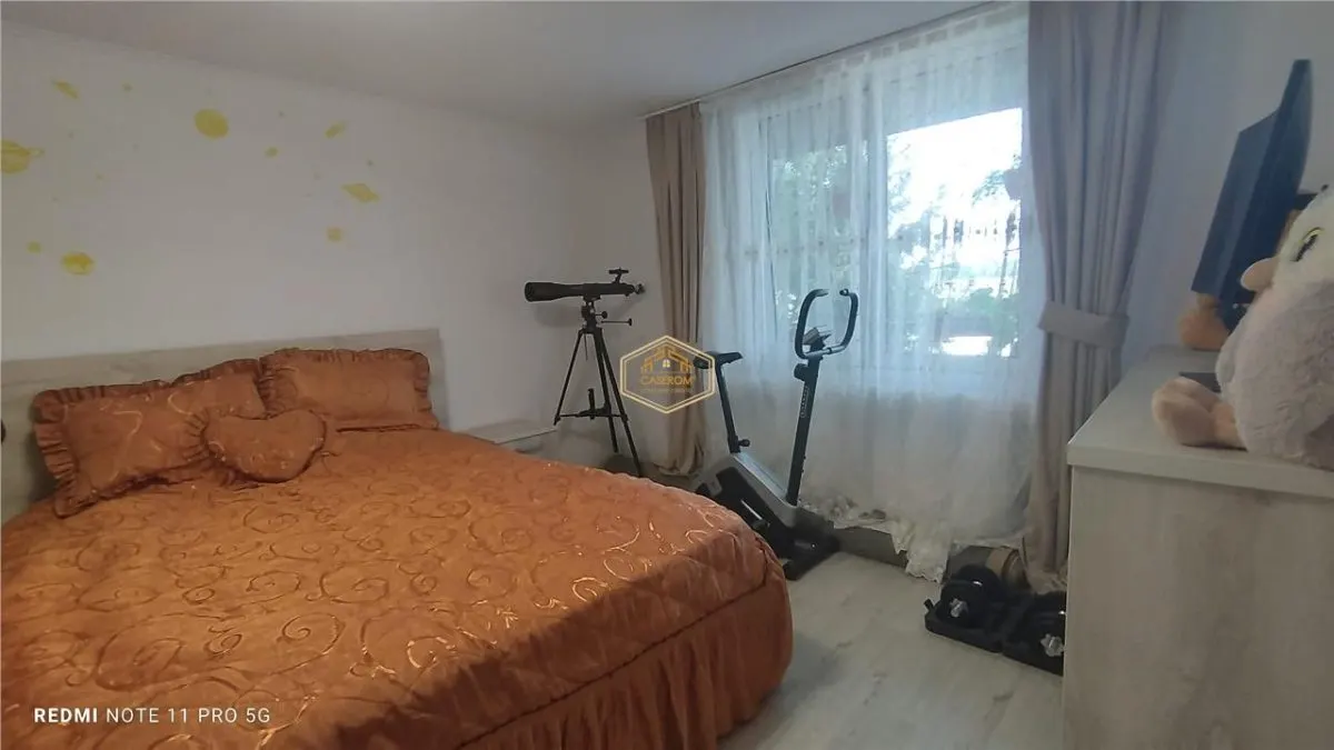 Casa cu 8 camere + anexe gospodaresti | Ciuperceni | Teren 4.760 mp - foto 10