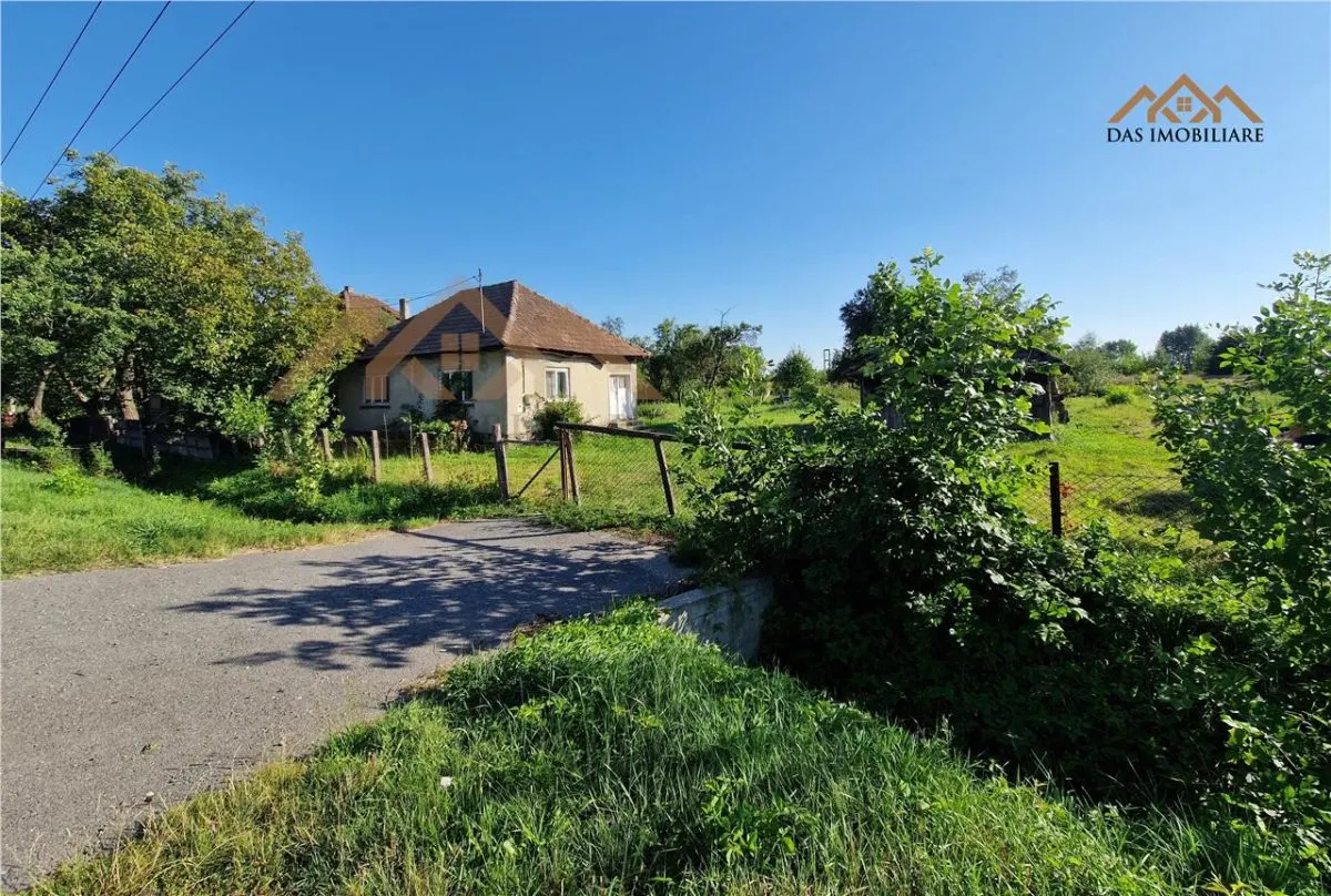 Casa veche cu teren de 59 ari, intravilan, Ilba  ( 20 km de Baia  Mare) - foto 1