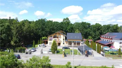 AFACERE LA CHEIE | Pensiune cu 14 camere + Restaurant | ROI 6 YEARS - foto 2