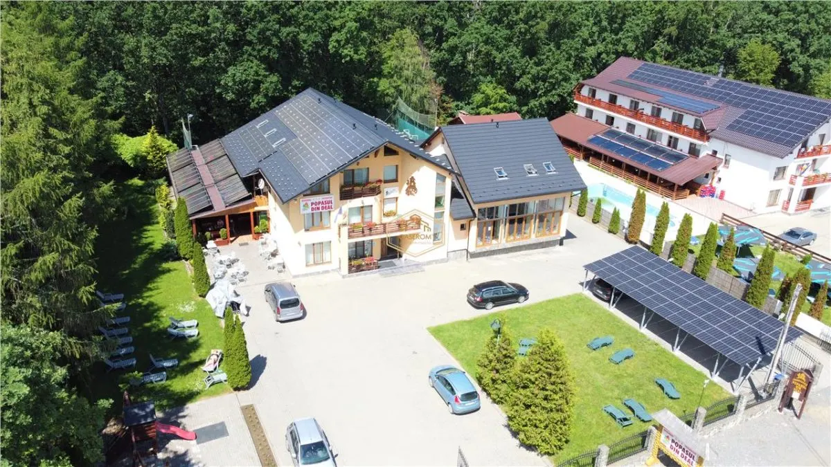 AFACERE LA CHEIE | Pensiune cu 14 camere + Restaurant | ROI 6 YEARS - foto 3