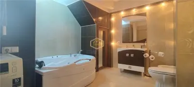 Casa individuala 5 camere | Teren 300 mp | Ideala pentru 2 familii - foto 6
