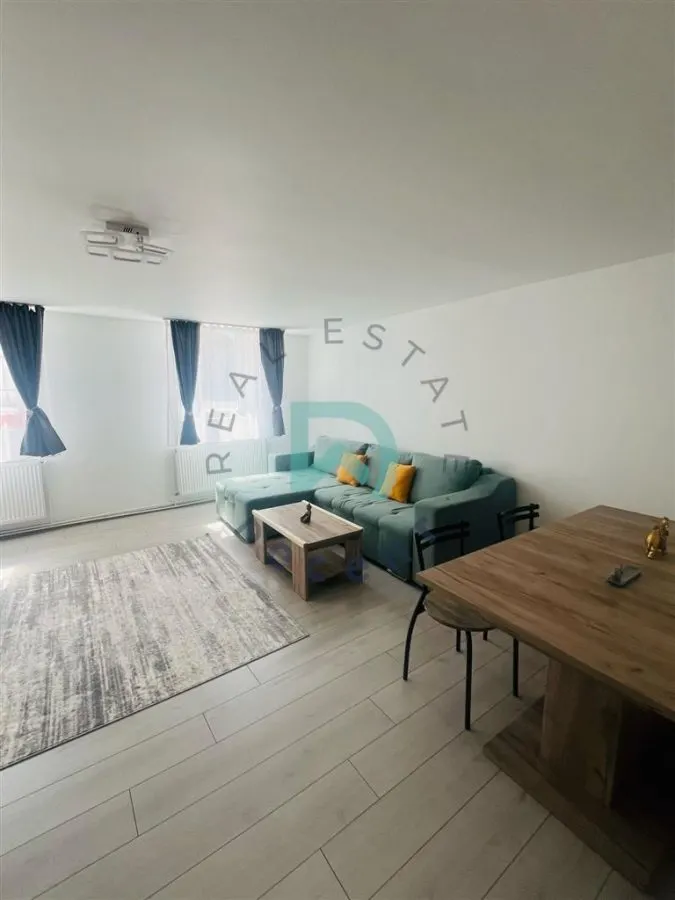 Apartament 3 camere, 90 mp,  Str Lunga - foto 1
