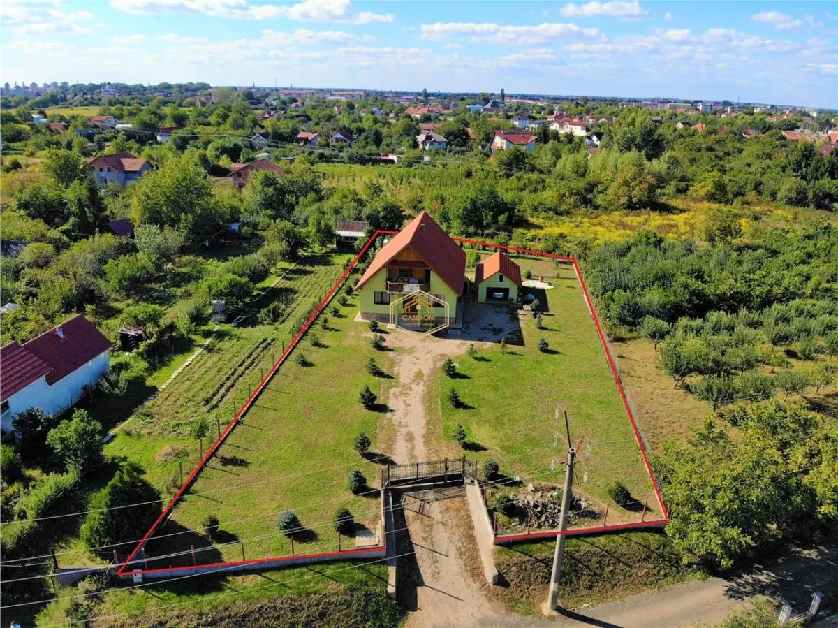 VIDEO | Vila spatioasa cu 6 camere, crama si teren generos | Bercu Rosu - foto 1
