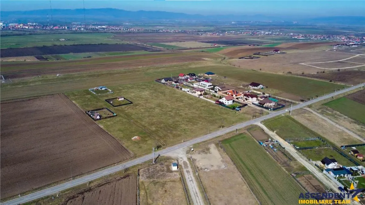 Teren intravilan 18.200mp, cu PUZ si PUD, ideal constructi case, Bod, Brasov. - foto 10
