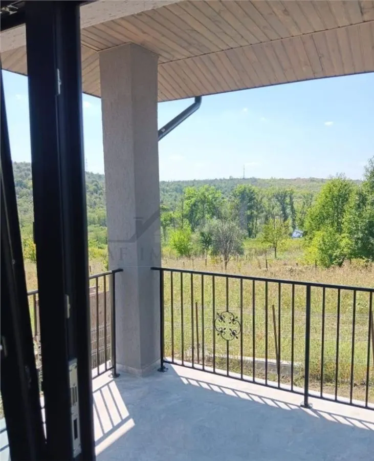 Miroslava Casa parter  Su 104mp teren 440mp  beci disponibila la cheie - foto 11