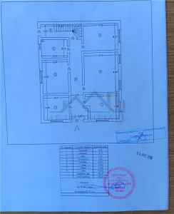 Lunca Cetatui Vila P+ E su=193mp centura iasi pot locui doua familii - foto 19