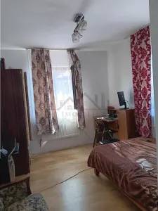 Lunca Cetatui Vila P+ E su=193mp centura iasi pot locui doua familii - foto 9