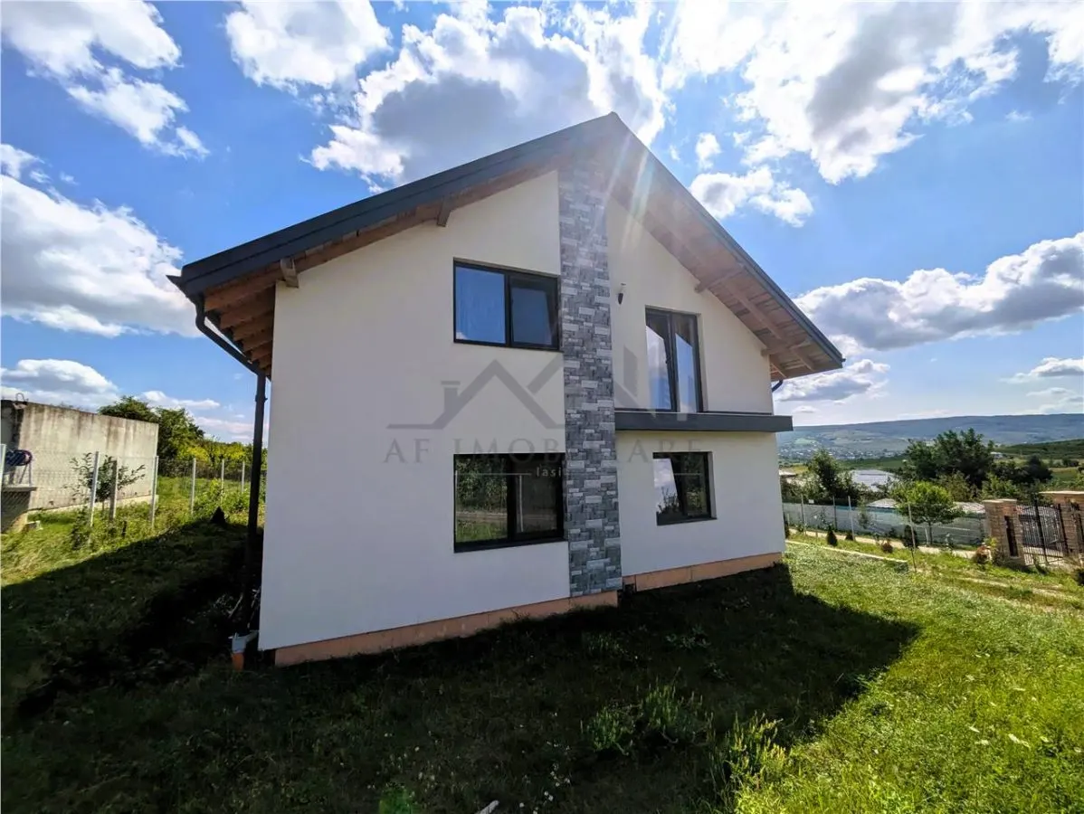 Casa noua, mobilata, 5 camere, teren 404 sau 1000 mp Chicerea - foto 1