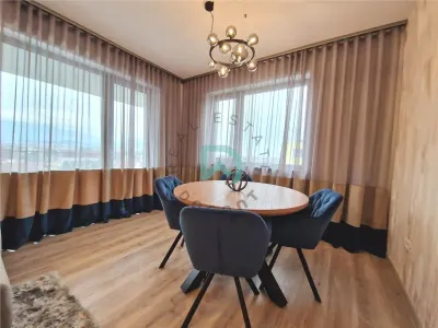 Apartament 3 camere, parcare, TRACTORUL - Brasov
