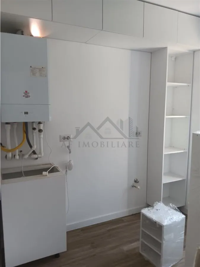 Barnova VILA LUX in spatele Primariei zona exclusivista cu padure - foto 12