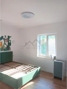 Barnova VILA LUX in spatele Primariei zona exclusivista cu padure - foto 15