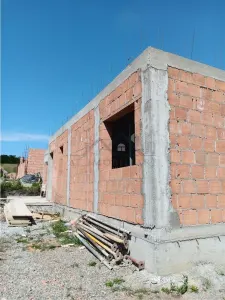 Valea Lupului CASA PARTER 4cam sc=115mp TEREN 380mp toate utilitatile - foto 7