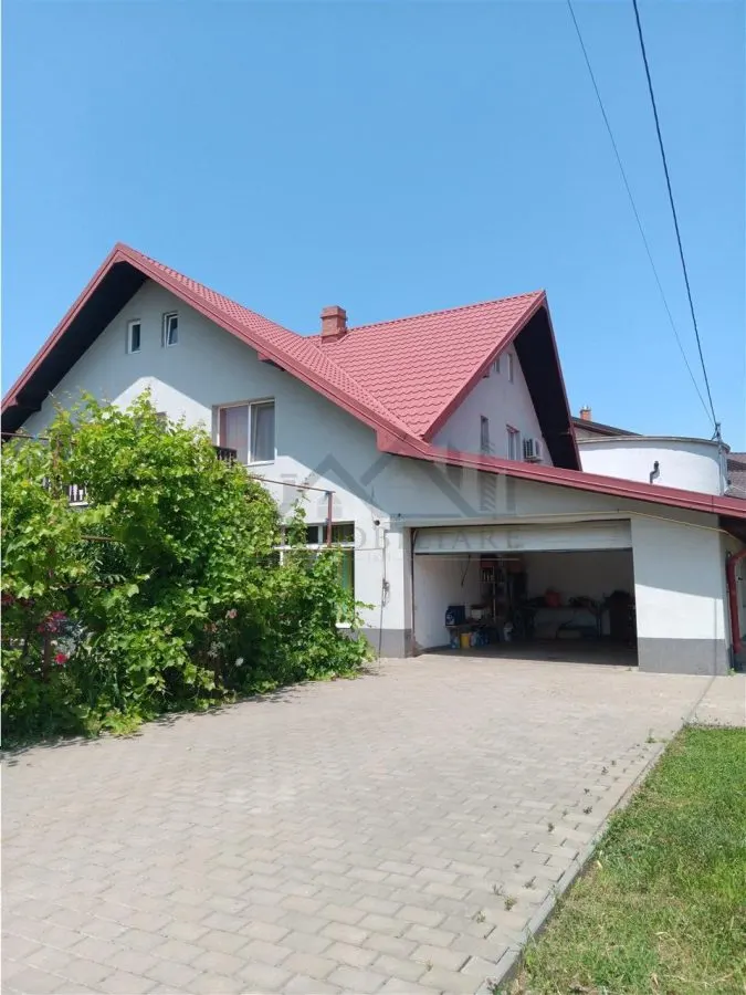 Valea Lupului Vila LUX  S+P+E+M su-320mp teren 700mp str Victoriei planul 2 - foto 1