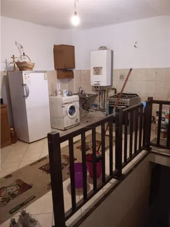 Casă 10 camere Valea Lupului - poza 16