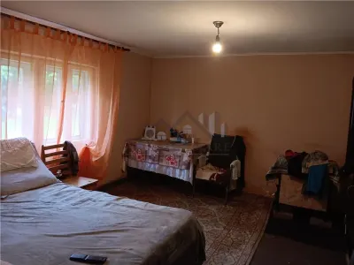 Manta Rosie  Hlincea Teren 616mp si Casa veche din caramida 81mp - foto 8