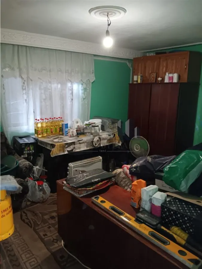 Manta Rosie  Hlincea Teren 616mp si Casa veche din caramida 81mp - foto 9