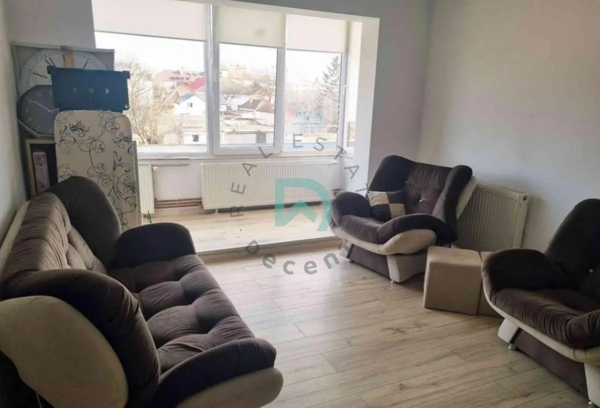 Apartament 2 camere,  Spitalul Judetean, etaj intermediar, renovat - foto 1