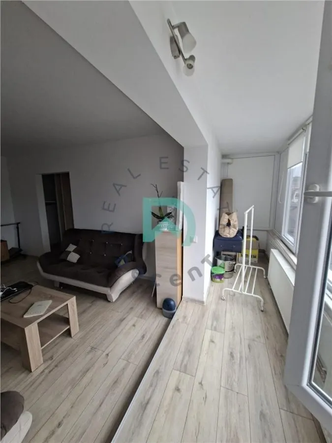Apartament 2 camere,  Spitalul Judetean, etaj intermediar, renovat - foto 6