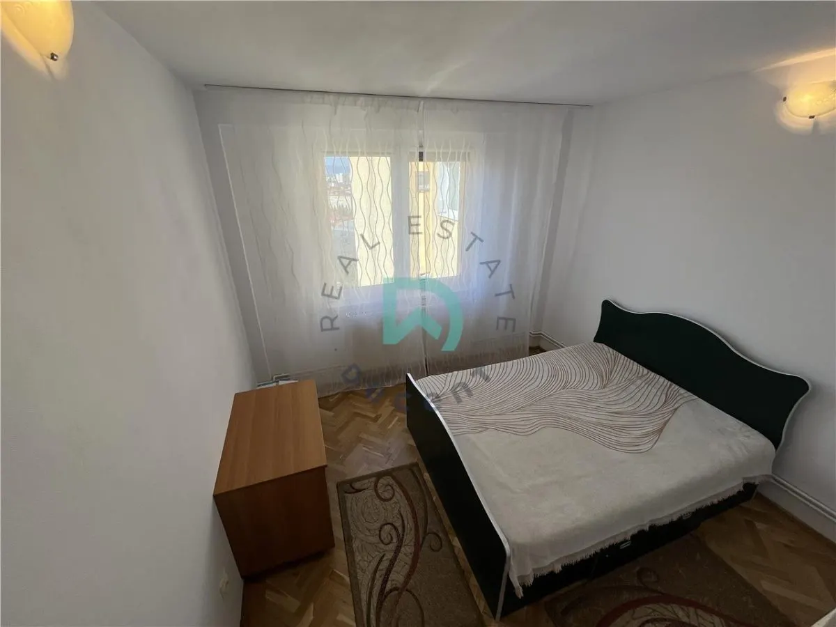 Apartament  3 camere Grivitei, Brasov - foto 3