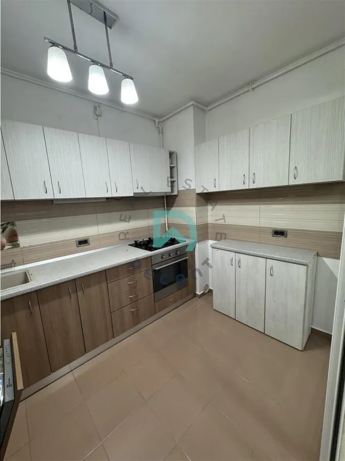 Apartament 3 camere ISARAN, Brasov - foto 3