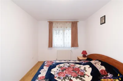 Resedinta cu atmosfera familiara,peisaj imersiv,amplasare premium,Zarnesti,Brasov - foto 11