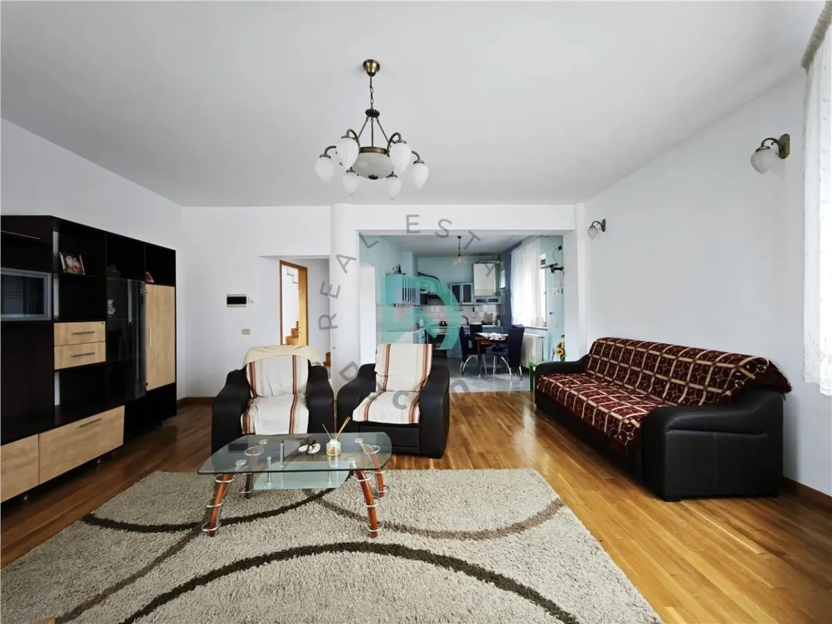 Casa zona Craiter, Brasov - foto 1