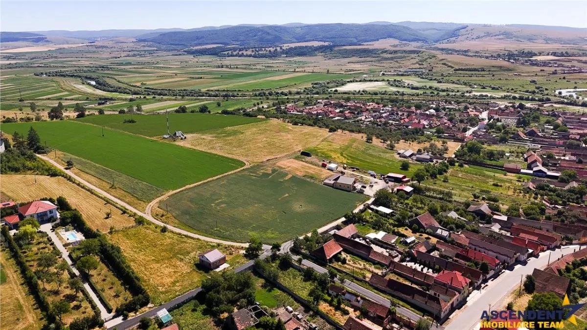 5 loturi casa Maierus,1.375mp,langa DN13, Doripesco,Brasov: 35min, zona verde:FILM! - foto 1