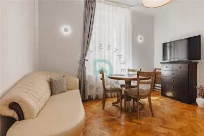 Casa,centrul istoric Brasov - foto 19