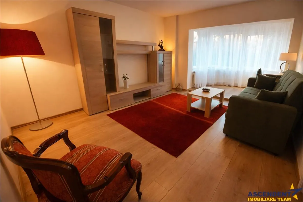 Apartament 2 camere, decomandat, Centru Civic, Brasov - foto 1
