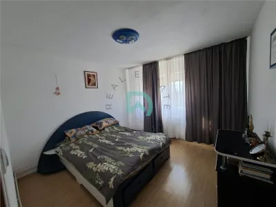 Apartament  3 camere, 74 mp, Triaj - foto 9