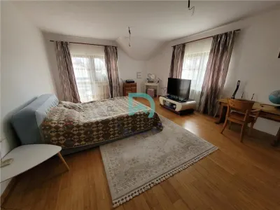 Casa,   Tractorul, Brasov - foto 2