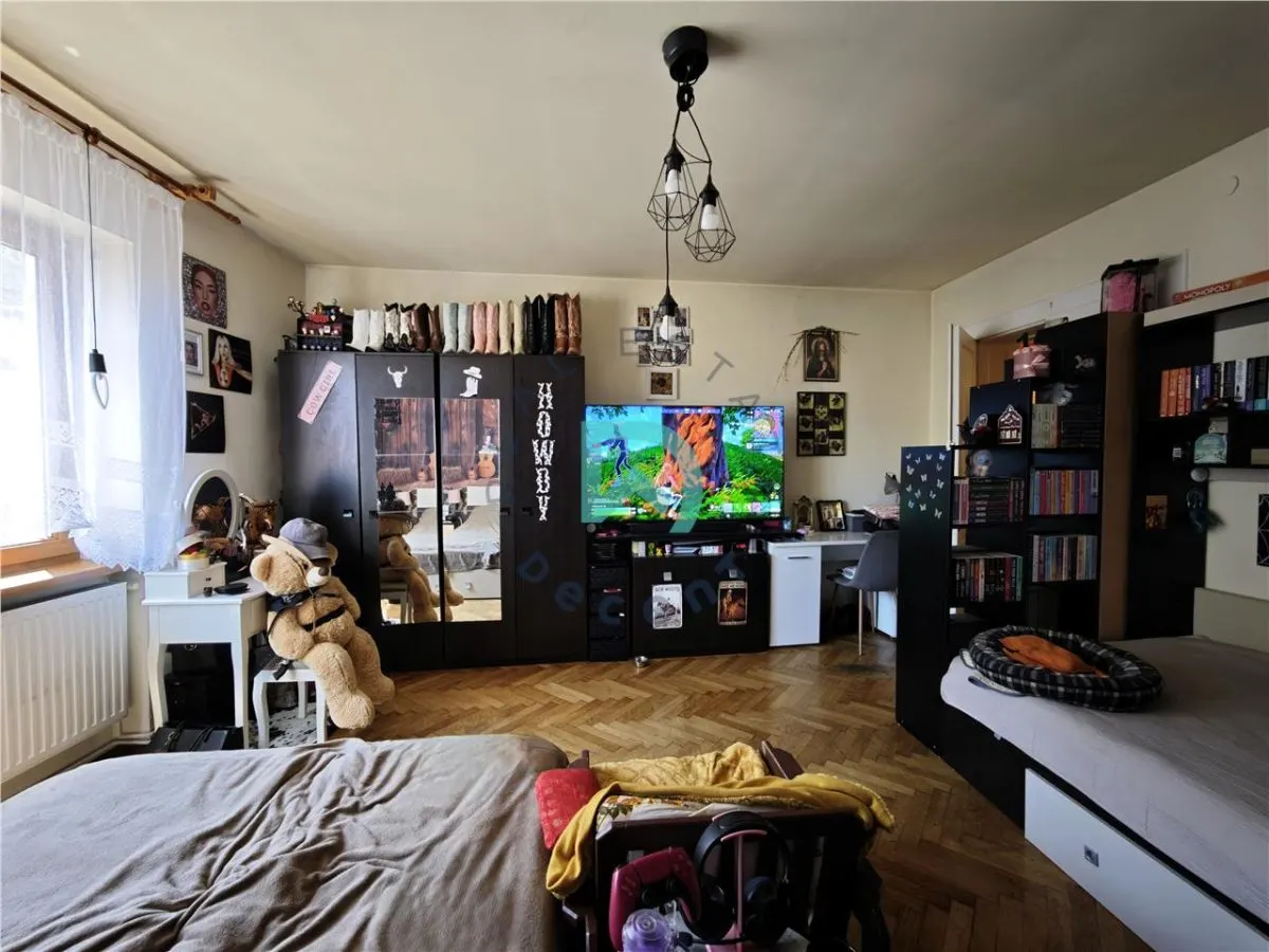 Apartament in casa   Piata Unirii Brasov - foto 19