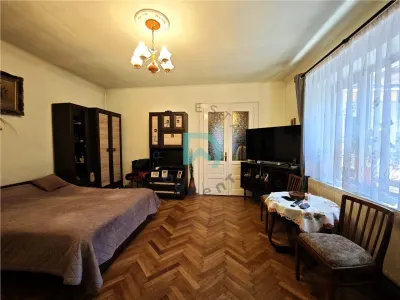 Apartament in casa   Piata Unirii Brasov - foto 3