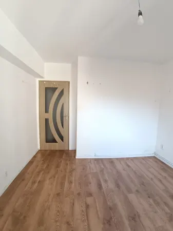 Apartament 3 camere Brașov - poza 3