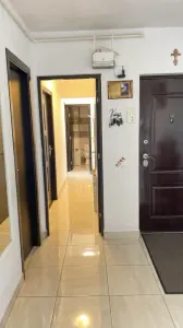 Apartament 3 camere, Tractorul - foto 3