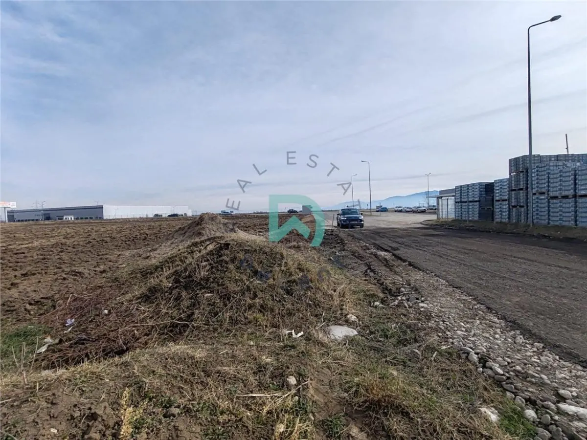 Teren intravilan Industrial, 38800 mp, cu Autorizatie de Construire, Codlea Brasov - foto 6