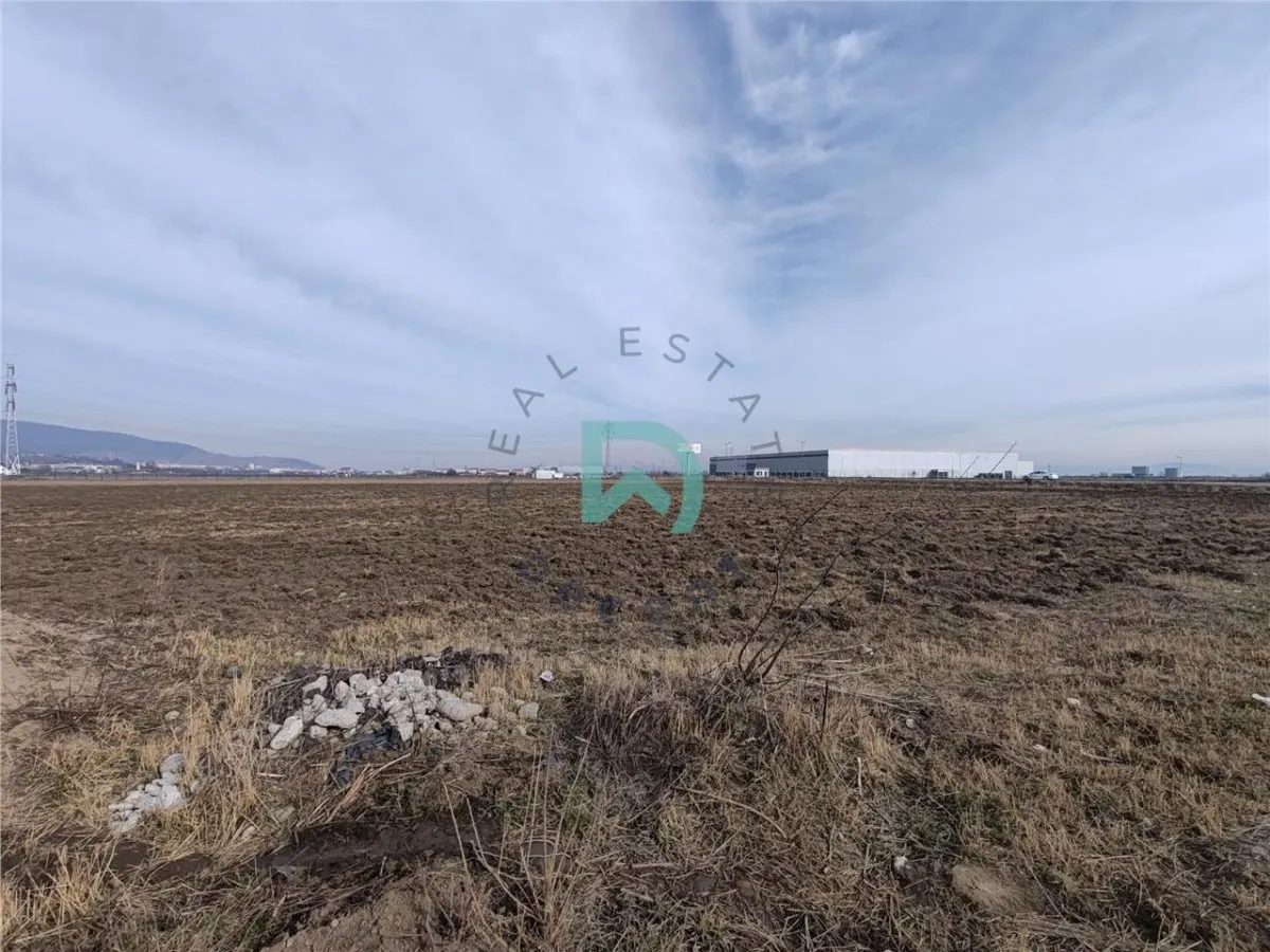 Teren intravilan Industrial, 38800 mp, cu Autorizatie de Construire, Codlea Brasov - foto 10