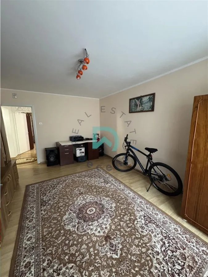 Apartament de vanzare Tractorul,  Brasov - foto 2