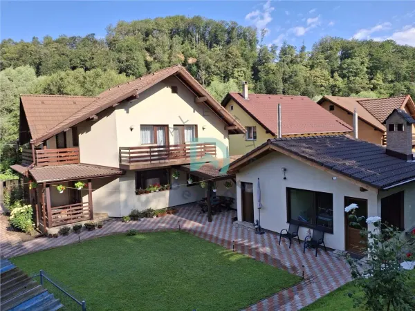 Casă 5 camere Săcele - poza 1