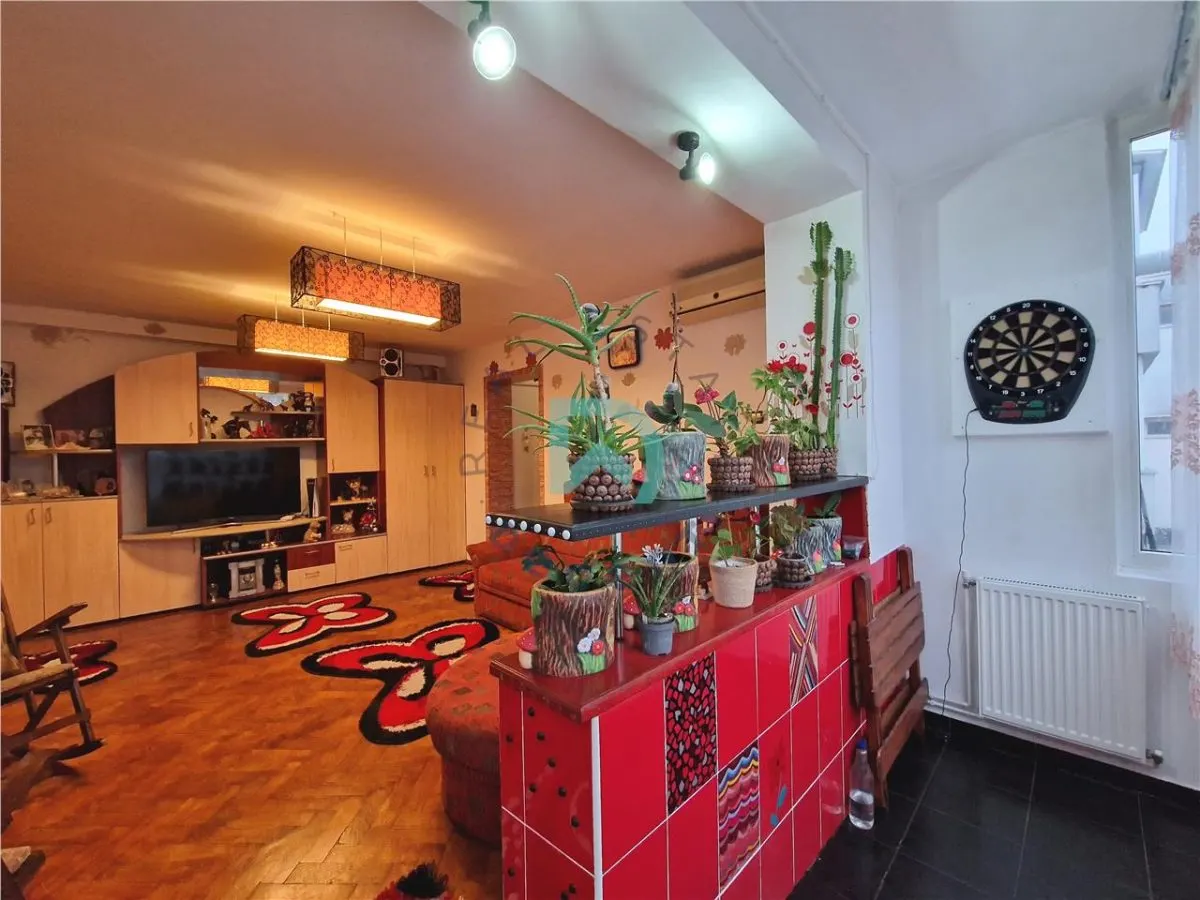 Apartament 3 camere, Tractorul - foto 8