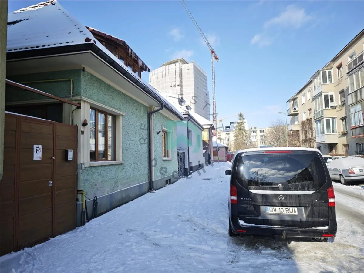 Casa de vanzare, Brasov, zona Centru Civic - pretabil clinica, birouri - foto 2