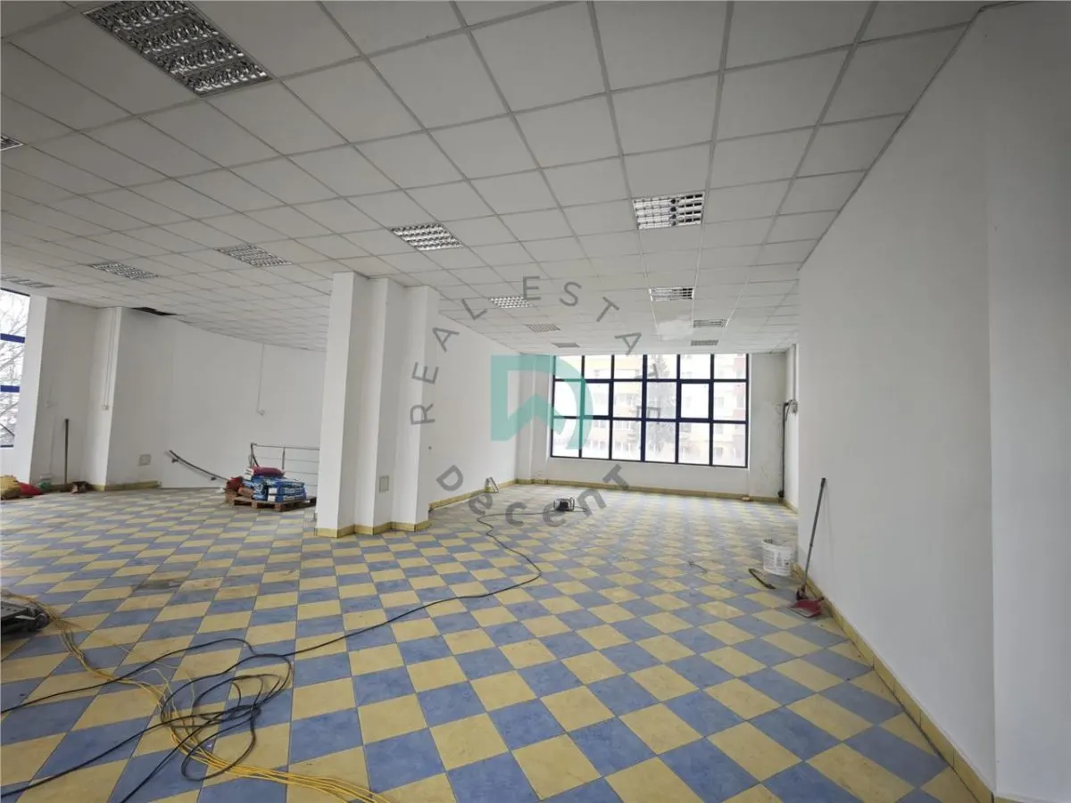 Spatiu comercial zona, ITC Brasov,, 310 mp - foto 3