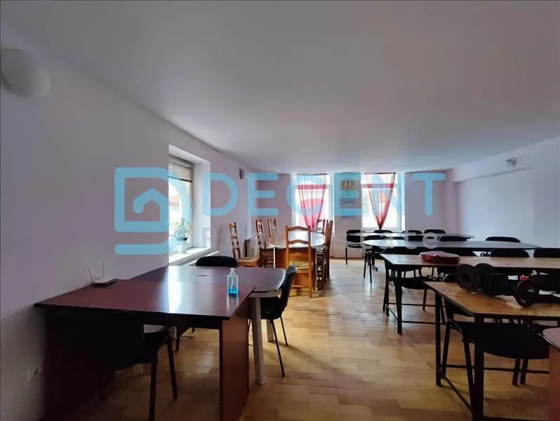 Apartament  in casa 5 camere, Brasov - foto 2
