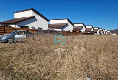 Teren intravilan de vanzare, Sanpetru, 700 mp. - foto 2